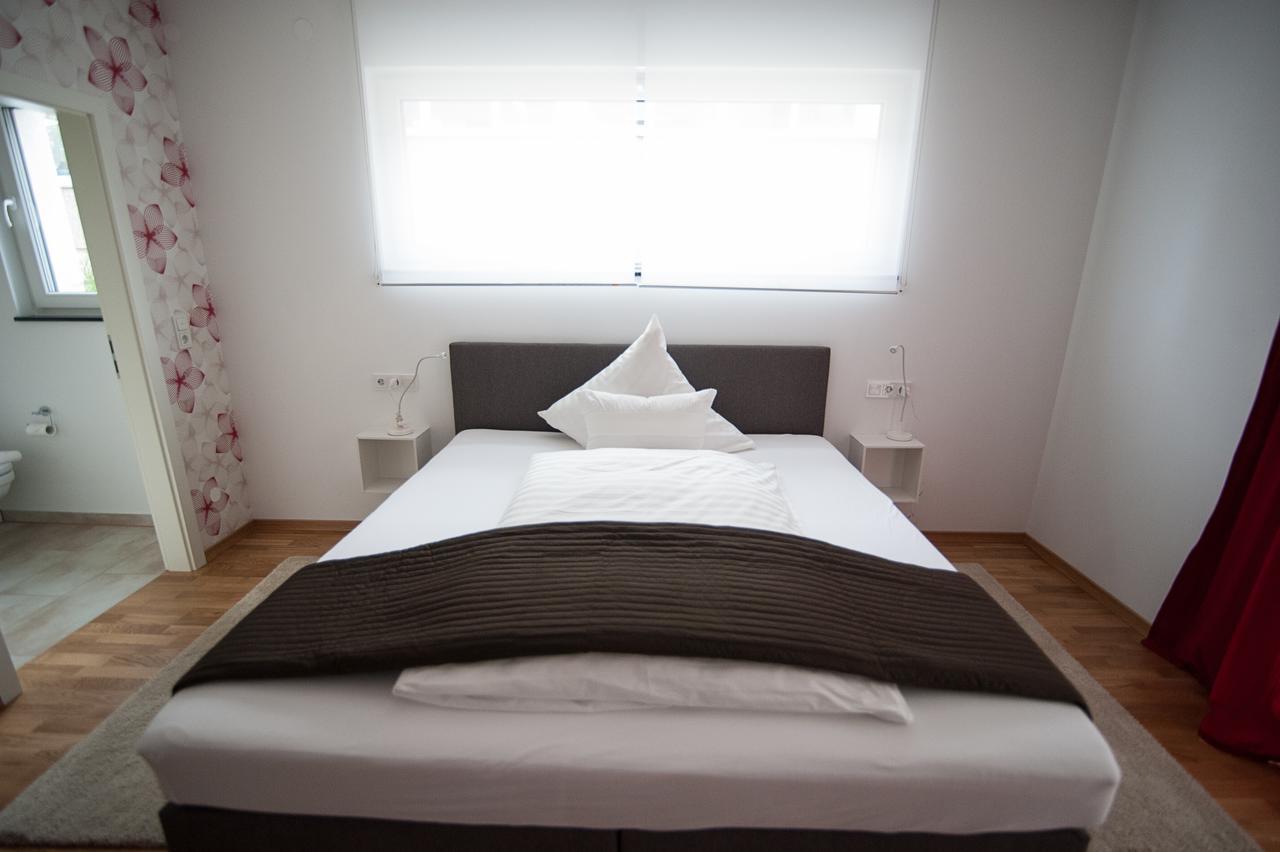 Hotel Apartment Am Arbach Eningen unter Achalm Rum bild